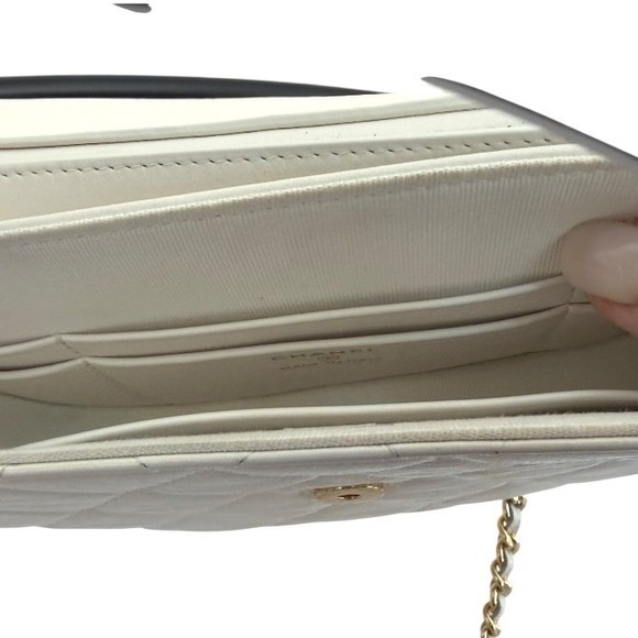 Chanel Mini Top Handle Flap Crossbody Bag White Quilted Lambskin Gold HW - Picture 12 of 15